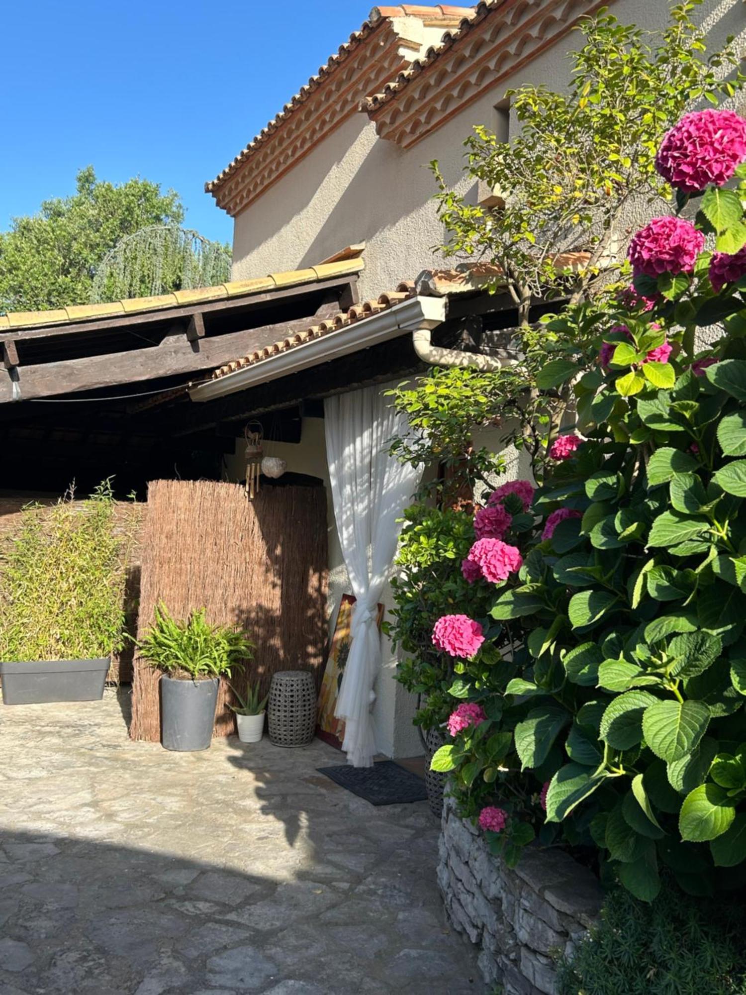 Le Lodge Saint Clair Sete Exterior photo